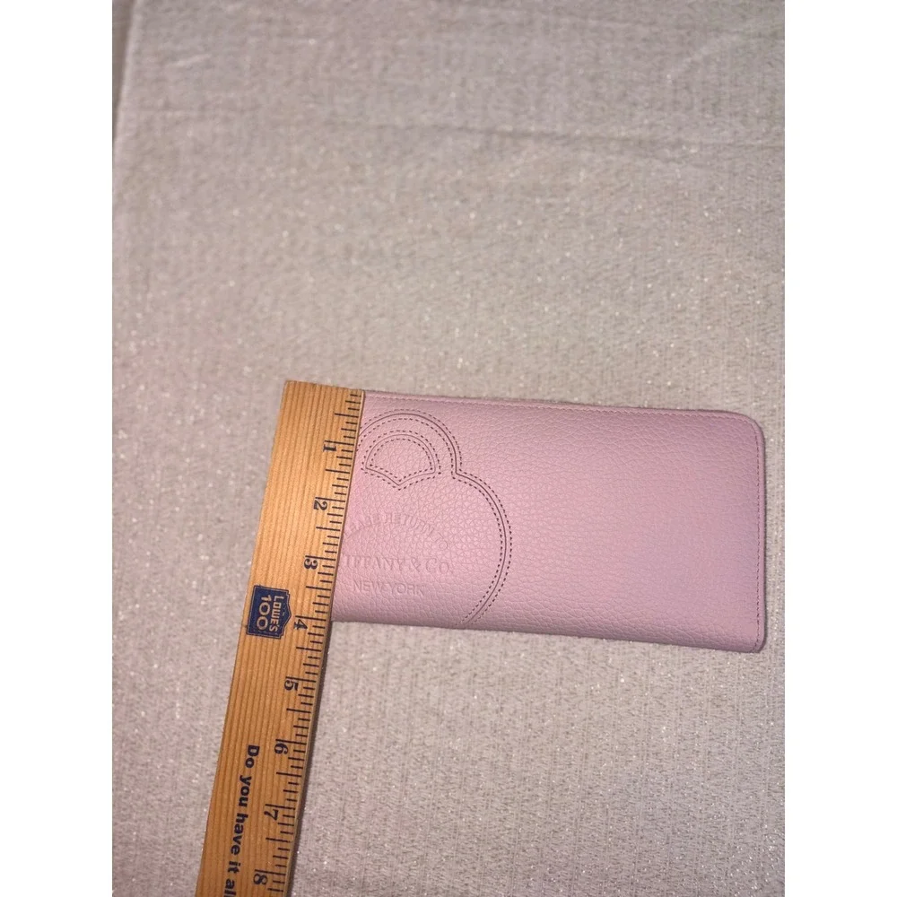 Tiffany & Co Zip Around Wallet OS Pink New Grained Leather Return to Tiffany
